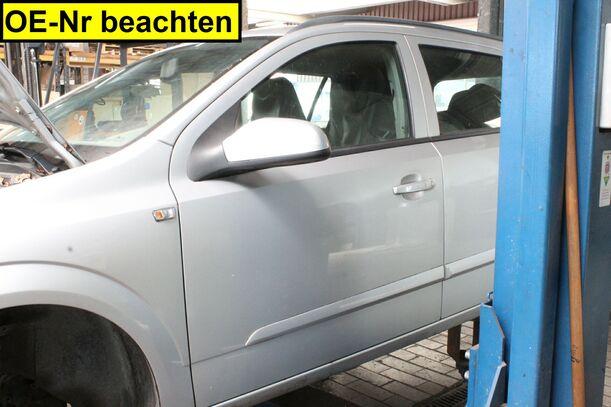 Foto: TÜR VORN LINKS ( 4/5-Türer ) eines Opel Astra 1.7 CDTI Caravan GLX