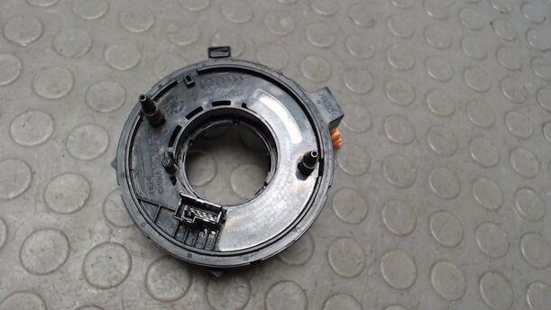 Foto: WICKELFEDER / SCHLEIFRING eines VW Fox 1.2 GLX