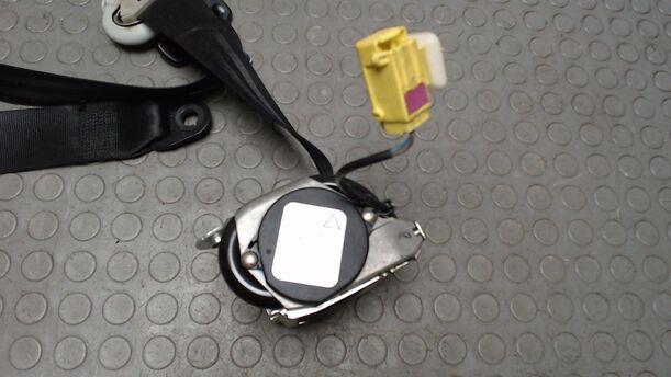 Foto: SICHERHEITSGURT VORN RECHTS eines VW Fox 1.2 GLX