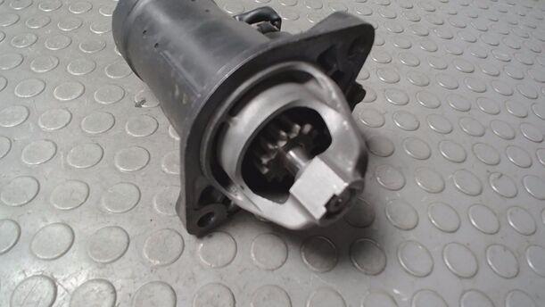 Foto: ANLASSER / STARTER  BOSCH eines Opel Astra 1.7 CDTI Caravan