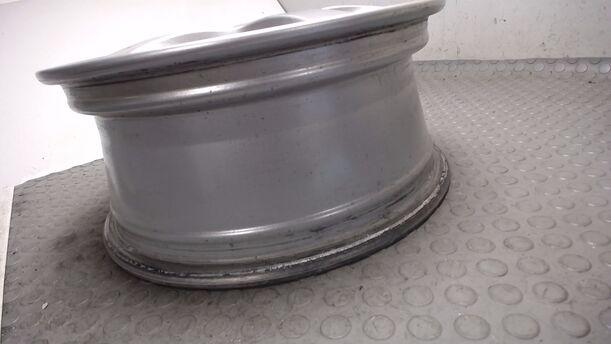 Foto: ALUFELGE 6,5X16 ET41,5 eines Alfa Romeo GT 1.9 JTD M-Jet