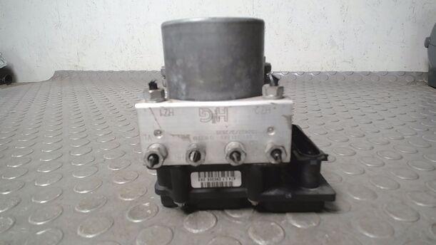 Foto: HAUPTBREMSAGGREGAT ABS eines Opel Meriva 1.6 16V