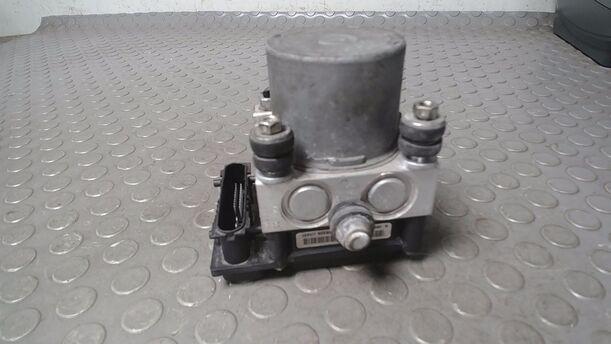 Foto: HAUPTBREMSAGGREGAT ABS eines Opel Meriva 1.6 16V