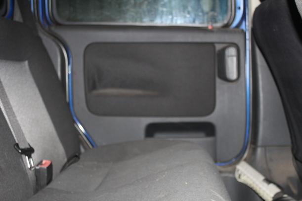 Foto: SCHIEBETÜR LINKS eines Opel Combo 1.7 CDTI S