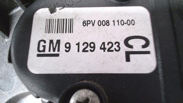 Foto: GASPEDAL eines Opel Combo 1.7 CDTI Edition