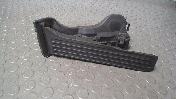 Foto: GASPEDAL eines VW Golf 1.6 Xi