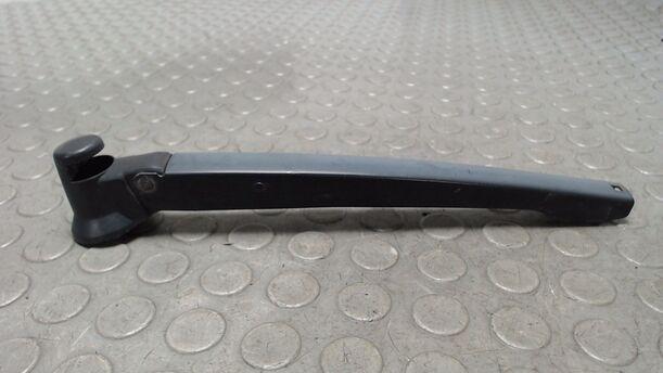 Foto: SCHEIBENWISCHERARM HINTEN eines VW Fox 1.2 Xi