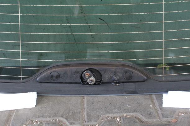Foto: HECKSCHEIBE/ HECKKLAPPE OBEN ( TOURING ) eines BMW 525d Touring Aut. GTI