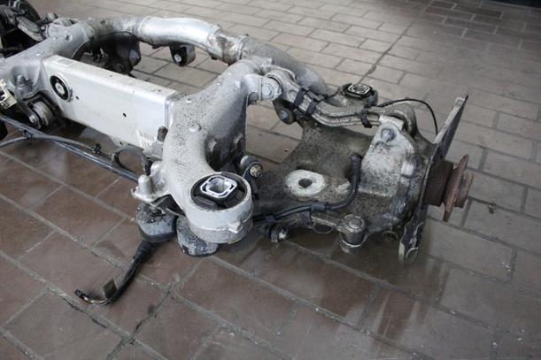 Foto: HINTERACHSE eines BMW 525d Touring Aut. GTI