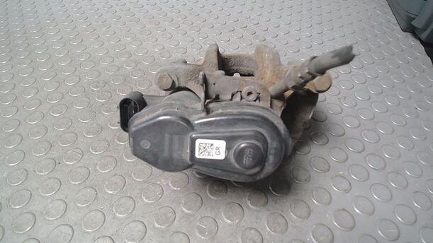 Foto: BREMSSATTEL HINTEN RECHTS ( TOURING/ BELÜFTET ) eines BMW 525d Touring Aut. GTI