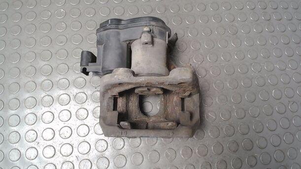 Foto: BREMSSATTEL HINTEN RECHTS ( TOURING/ BELÜFTET ) eines BMW 525d Touring Aut. GTI