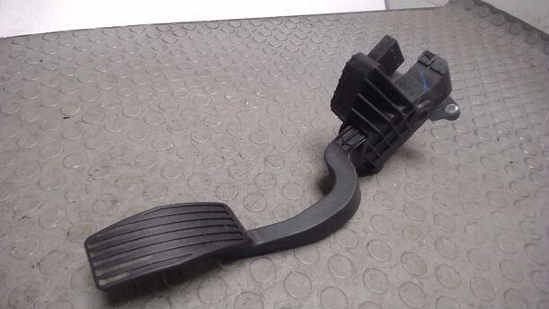 Foto: GASPEDAL eines Opel Corsa 1.3 CDTI GTI