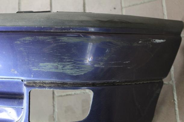 Foto: STOSSFÄNGER/ STOßSTANGE VORN ( MOD 95 ) eines Opel Astra Caravan GTI