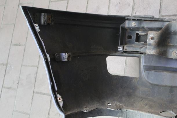 Foto: STOSSFÄNGER/ STOßSTANGE VORN ( MOD 95 ) eines Opel Astra Caravan GTI