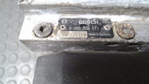 Foto: HAUPTBREMSAGGREGAT ABS eines Opel Astra Caravan GTI