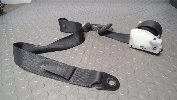 Foto: SICHERHEITSGURT VORN LINKS ( 4/5 TÜRER ) eines Opel Astra Caravan GTI
