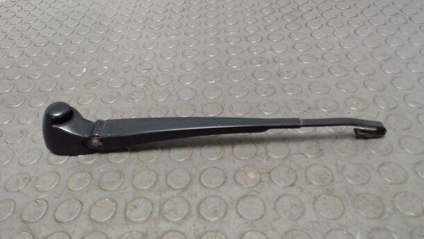 Foto: SCHEIBENWISCHERARM HINTEN eines VW Golf Variant 1.9 TDI GTI