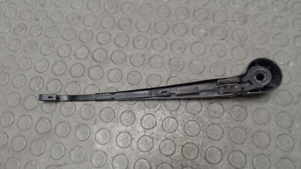 Foto: SCHEIBENWISCHERARM HINTEN eines VW Golf Variant 1.9 TDI GTI