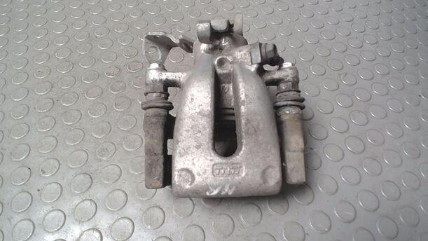 Foto: BREMSSATTEL HINTEN RECHTS ( TRW ) eines Opel Zafira 1.9 CDTI GTI