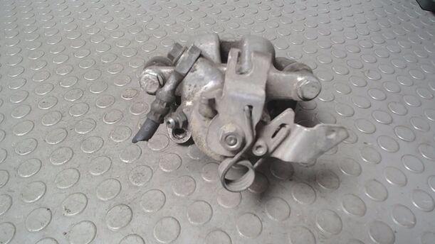 Foto: BREMSSATTEL HINTEN RECHTS ( TRW ) eines Opel Zafira 1.9 CDTI GTI