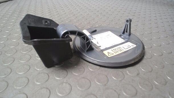 Foto: TANKKLAPPE/ TANKDECKEL eines Opel Zafira 1.9 CDTI GTI