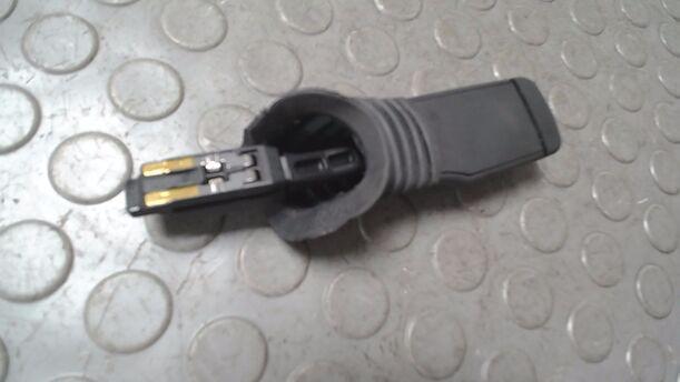 Foto: BLINKSCHALTER/ LENKSTOCKSCHALTER eines Opel Zafira 1.9 CDTI GTI