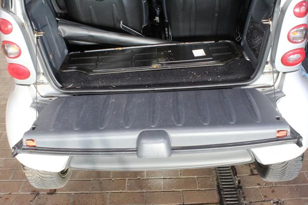 Foto: HECKKLAPPE/ HECKDECKEL UNTEN eines Smart smart & pulse GTI