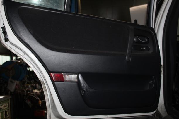 Foto: TÜR HINTEN LINKS eines Saab 9000 2.3i GTI