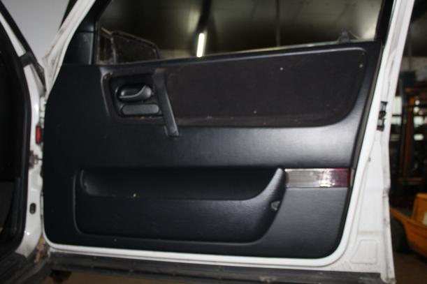 Foto: TÜR VORN RECHTS eines Saab 9000 2.3i GTI