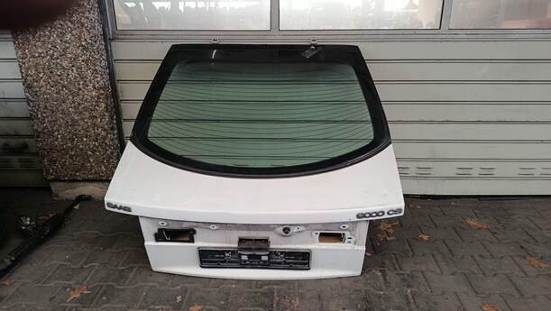 Foto: HECKKLAPPE /HECKDECKEL eines Saab 9000 2.3i GTI