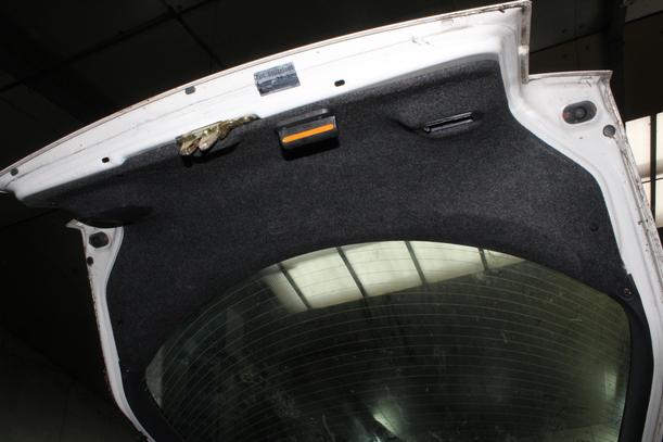 Foto: HECKKLAPPE /HECKDECKEL eines Saab 9000 2.3i GTI