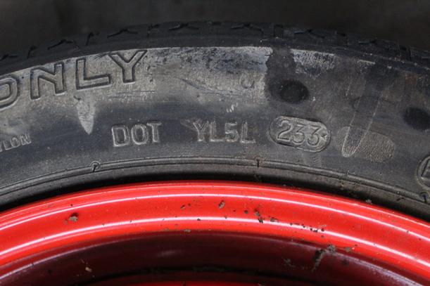 Foto: NOTRAD 115/70 R16 eines Saab 9000 2.3i GTI