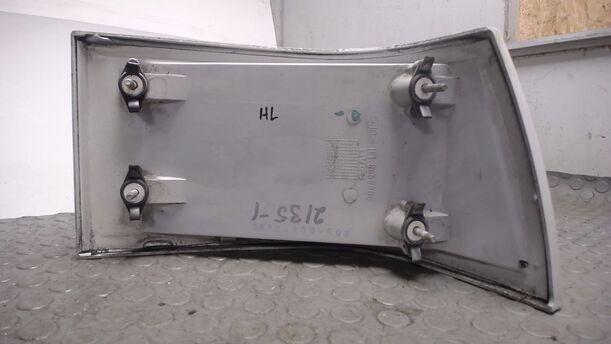 Foto: BLENDE (UNTER HECKLEUCHTE) LINKS eines Saab 9000 2.3i GTI