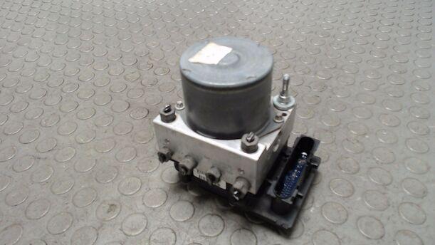 Foto: HAUPTBREMSAGGREGAT ABS eines Fiat Panda 1.4 GTI