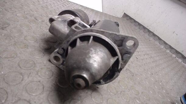 Foto: ANLASSER / STARTER  BOSCH eines Saab 9000 2.3i GTI