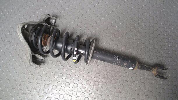 Foto: FEDERBEIN VORN LINKS eines Audi A4 Avant 2.0 GTI