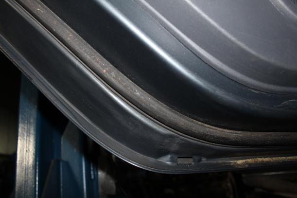 Foto: TÜR HINTEN LINKS eines Mitsubishi Colt 1.3 GTI