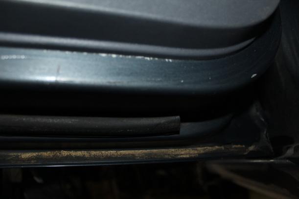 Foto: TÜR HINTEN LINKS eines Mitsubishi Colt 1.3 GTI