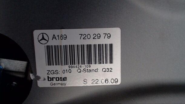 Foto: FENSTERHEBER ELEKTRISCH VORN LINKS (5-TÜRER) eines Mercedes-Benz A 160 CDI DPF