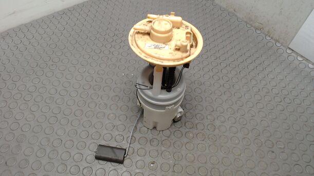 Foto: KRAFTSTOFFPUMPE eines Mitsubishi Colt 1.3 DPF