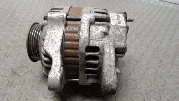 Foto: LICHTMASCHINE eines Mitsubishi Colt 1.3 DPF