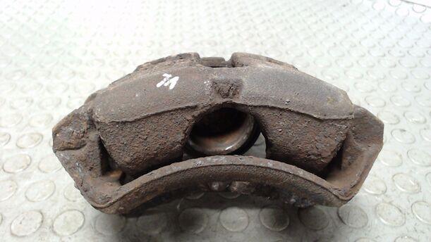 Foto: BREMSSATTEL VORN LINKS eines Mitsubishi Colt 1.3