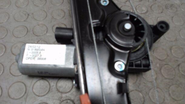 Foto: FENSTERHEBER ELEKTRISCH VORN RECHTS eines Fiat Punto 1.4 8V