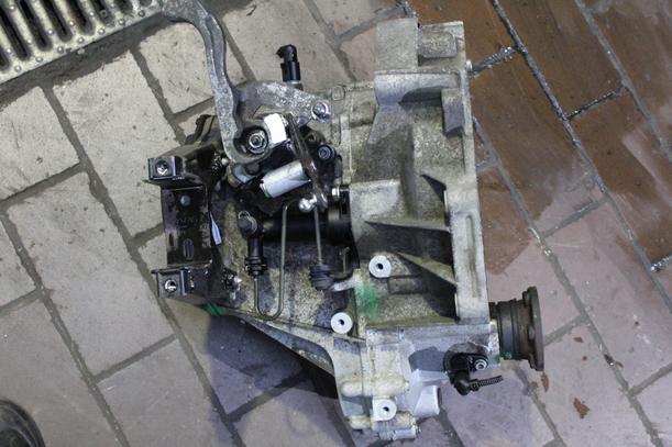 Foto: SCHALTGETRIEBE 5-GANG FQE eines VW Polo 1.2