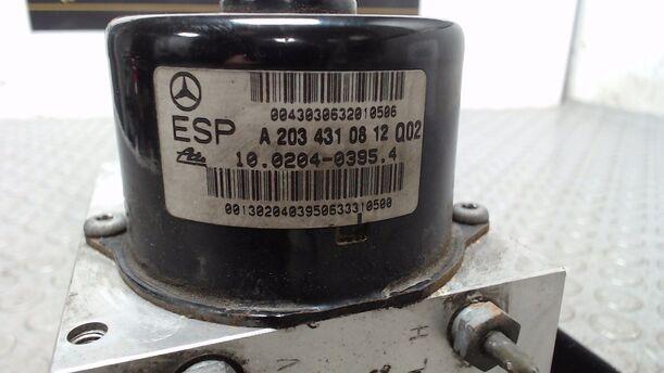 Foto: HAUPTBREMSAGGREGAT ABS / ESP eines Mercedes-Benz C 180 T Kompressor