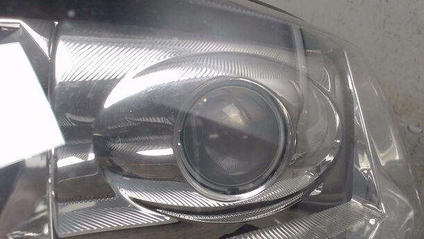 Foto: XENONSCHEINWERFER LINKS ( FACELIFT ) eines Opel Vectra 1.6