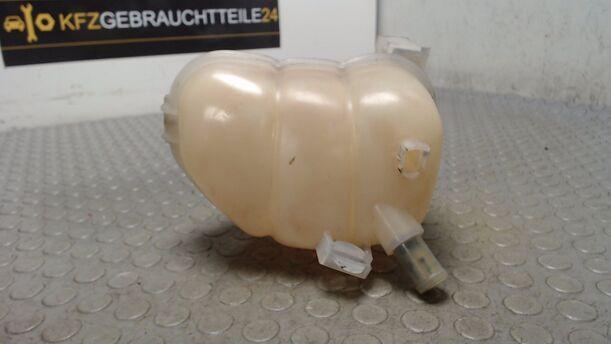 Foto: AUSGLEICHSBEHÄLTER eines Opel Vectra 1.6