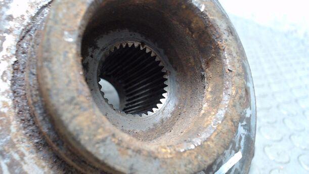 Foto: ACHSSCHENKEL VORN LINKS (5-LOCH) eines Opel Vectra 1.6