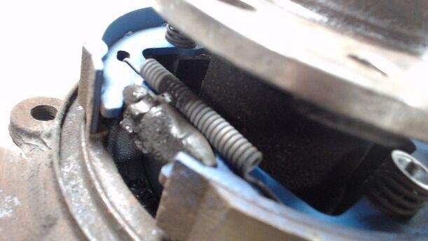 Foto: ACHSSCHENKEL HINTEN LINKS (5-LOCH) eines Opel Vectra 1.6
