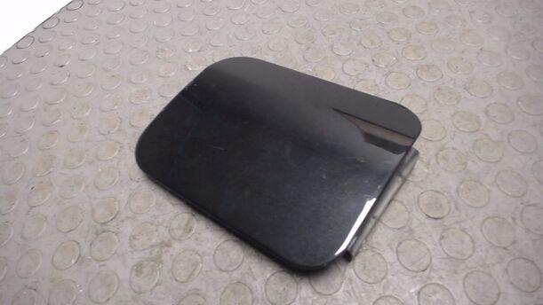 Foto: TANKKLAPPE eines Chrysler 300C 3.0 CRD DPF Automatik